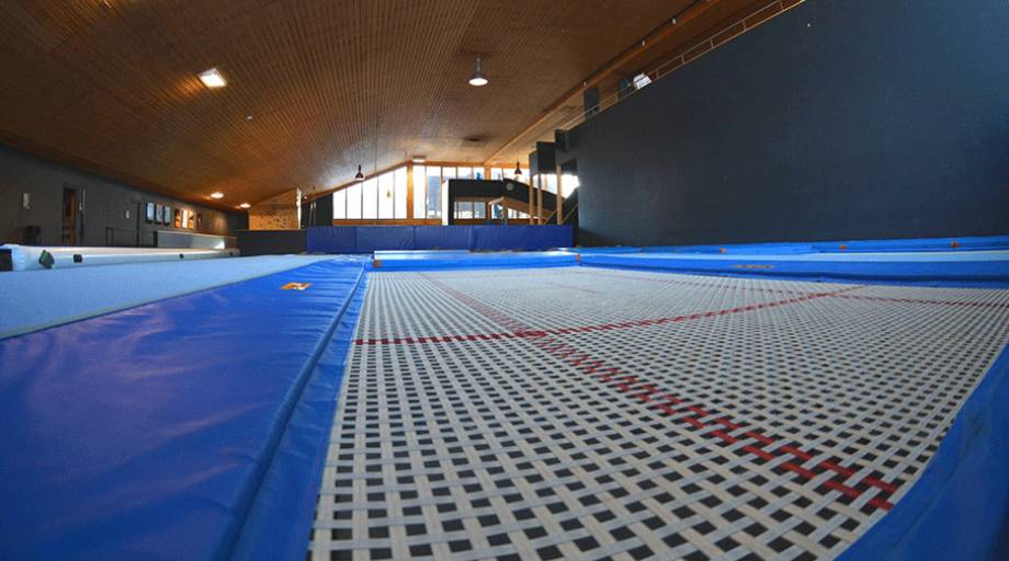 Ground Trampoline Grand Master Indoor 4x4 & 5x4